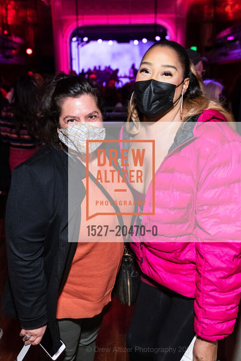 Rachelle Axel, Brianna Sinclair, Photo #1527-20470-0