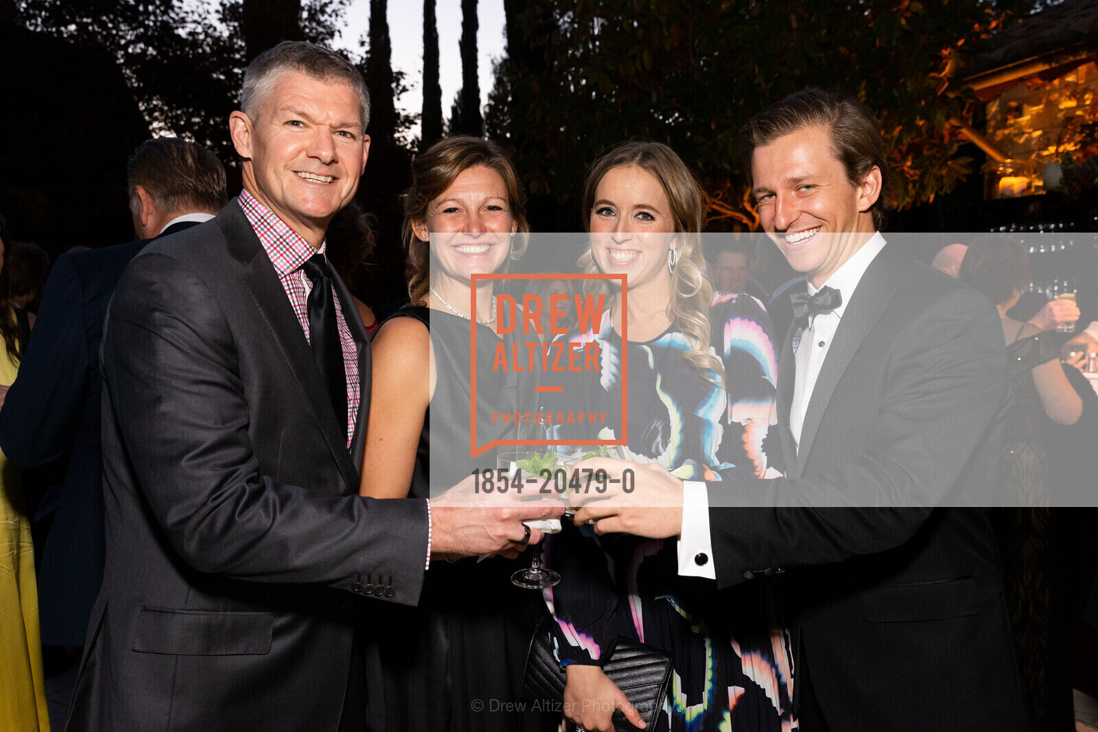 Peter Bailey, Victoria Bailey, Samantha Hoag, Whalen MacHale, Part The Cloud Gala Benefitting Alzheimer's Association, Private Res, Photo #1854-20479-0 Peter Bailey, Victoria Bailey, Samantha Hoag, Whalen MacHale, Photo #1854-20479-0