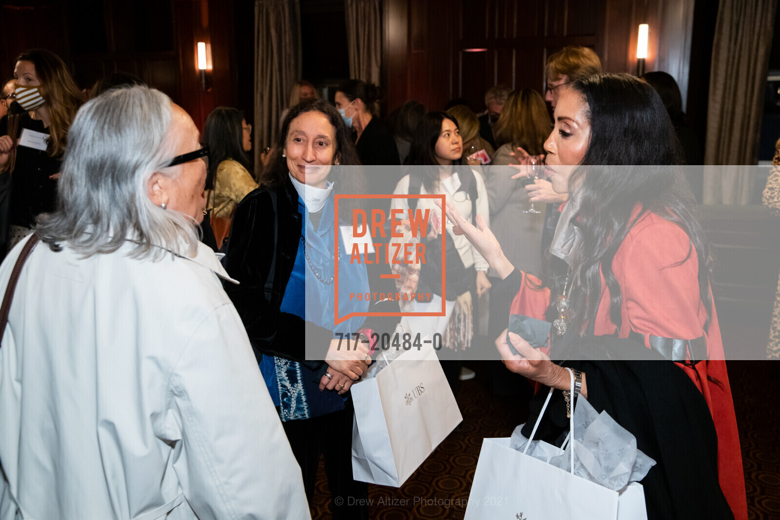 Lourdes Livingston, Diane Zingale, Sandra McMahan, Photo #717-20484-0