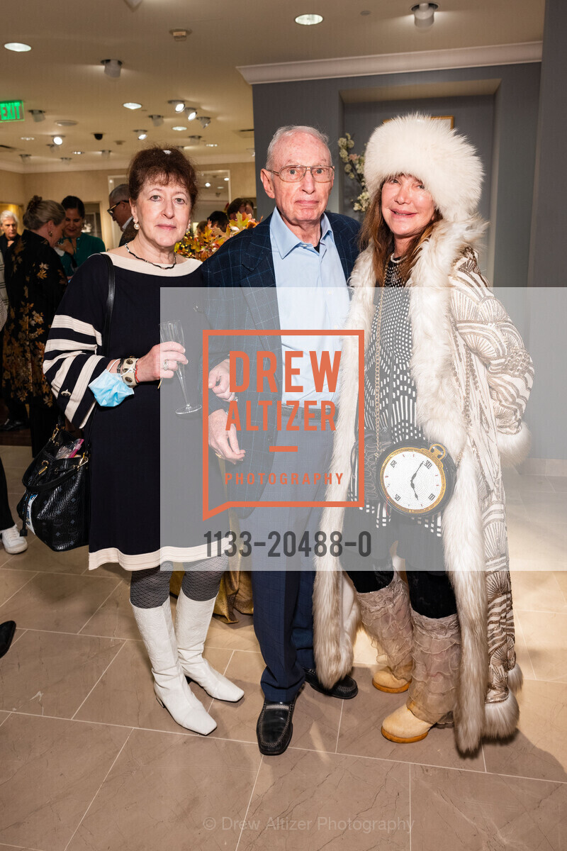 Emilia Kil, Alan Samson, Sheila Ash, Neiman Marcus Celebrates THE MAGIC OF HOSTING in Partnership with The San Francisco Fall Show, Neiman Marcus Penthouse - Level 5. 150 Stockton St, Photo #1133-20488-0 Emilia Kil, Alan Samson, Sheila Ash, Photo #1133-20488-0