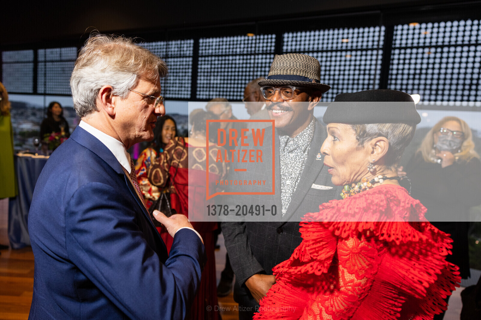 Thomas Campbell, Robert Morris Jr., Valerie Coleman Morris, FAMSF hosts Opening Day Celebration for Patrick Kelly: Runway of Love 2021, de Young Museum. 50 Hagiwara Tea Garden Dr, Photo #1378-20491-0 Thomas Campbell, Robert Morris Jr., Valerie Coleman Morris, Photo #1378-20491-0