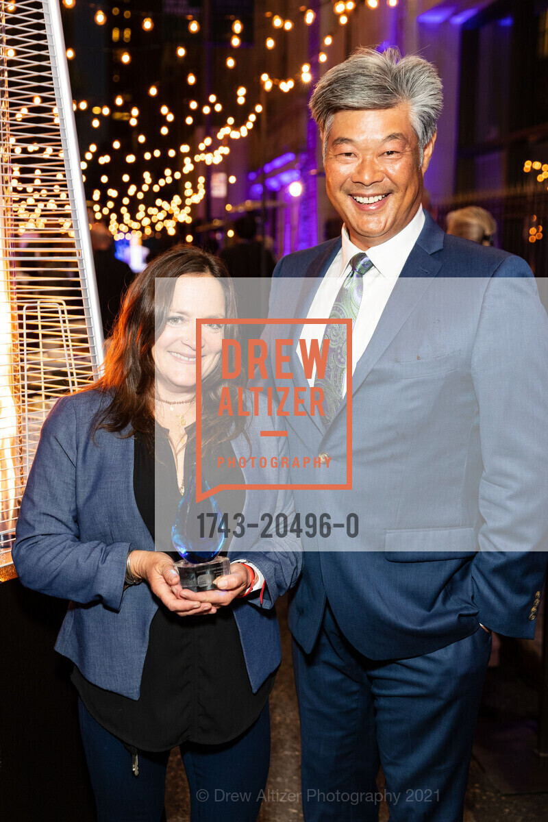 Mary Ellen Carroll, Rodney Fong, San Francisco Chamber of Commerce Excellence in Business Awards Watch Party, Credo. 360 Pine St, October 28th, 2021, Photo #1743-20496-0 Mary Ellen Carroll, Rodney Fong, Photo #1743-20496-0