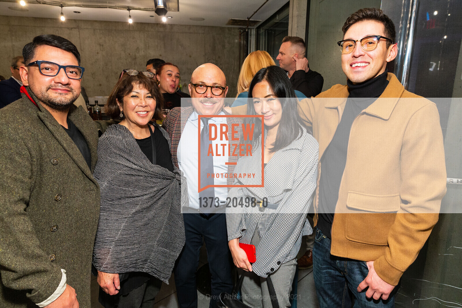 Rene Colorado, Betty Lui, Henry Karnilowicz, Ariane Cho, Rahimen Rosales, SF Magazine hosts Cocktail Party at Harborview, Harborview Restaurant & Bar. 4 Embarcadero Ctr, November 2nd, 2021, Photo #1373-20498-0 Rene Colorado, Betty Lui, Henry Karnilowicz, Ariane Cho, Rahimen Rosales, Photo #1373-20498-0