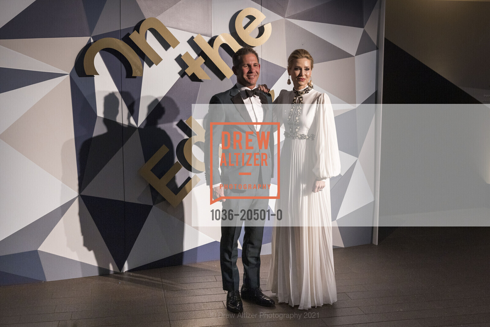 Adam Clammer, Kate Harbin Clammer, The de Young Museum Presents ON THE EDGE benefit Honoring Artist Judy Chicago and Designer Walter Hood, de Young Museum. 50 Hagiwara Tea Garden Dr, November 5th, 2021, Photo #1036-20501-0 Adam Clammer, Kate Harbin Clammer, Photo #1036-20501-0