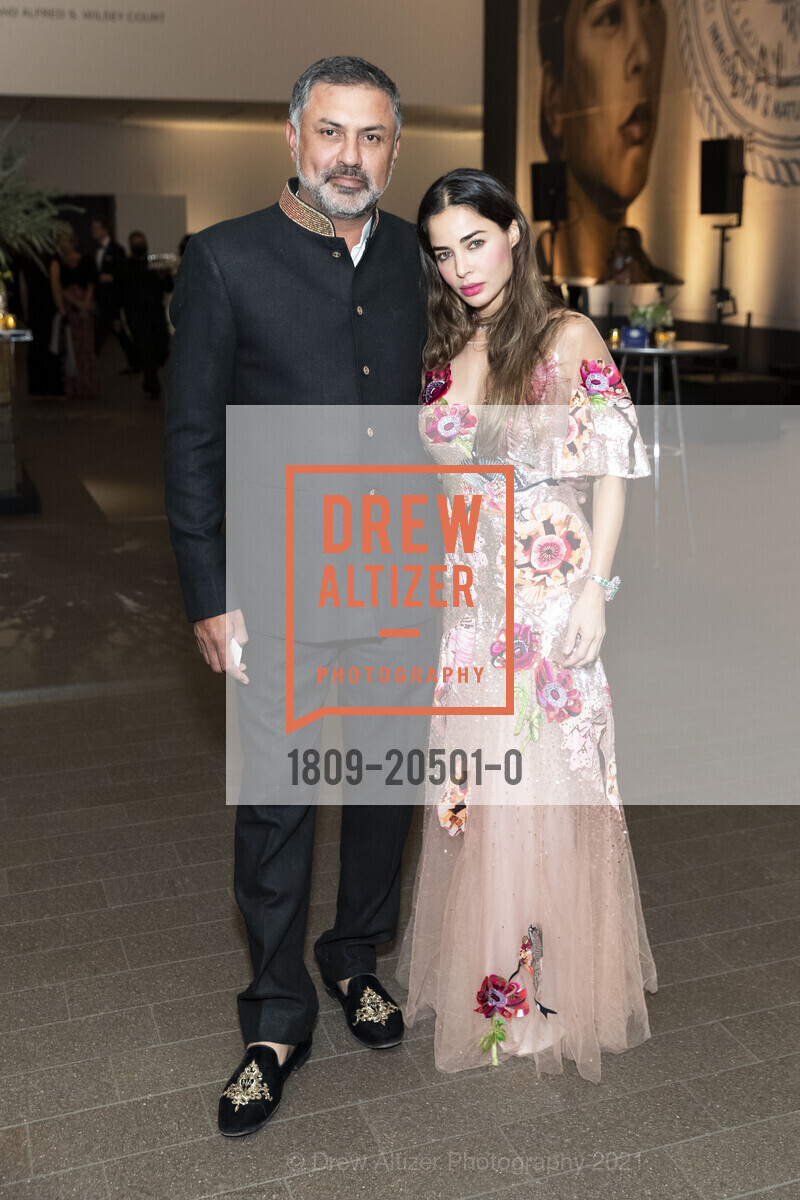 Nikesh Arora, Ayesha Thapar, Photo #1809-20501-0