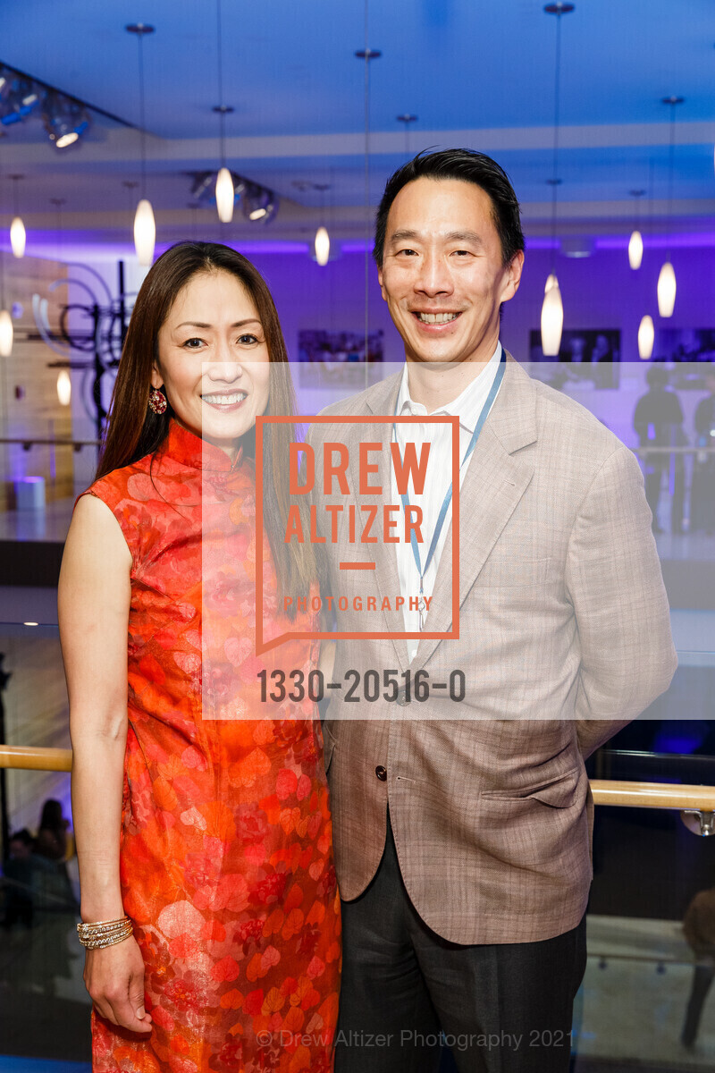 Kathy Chiao, Ken Hao, SF Conservatory of Music 2021 Gala event featuring Yo-Yo Ma, Bowes Center. 200 Van Ness, November 12th, 2021, Photo #1330-20516-0 Kathy Chiao, Ken Hao, Photo #1330-20516-0