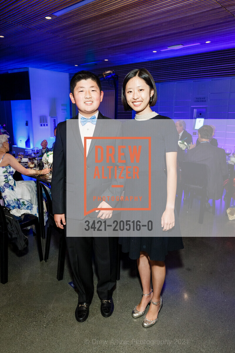 Mark Shen, Kelly Shen, SF Conservatory of Music 2021 Gala event featuring Yo-Yo Ma, Bowes Center. 200 Van Ness, November 12th, 2021, Photo #3421-20516-0 Mark Shen, Kelly Shen, Photo #3421-20516-0