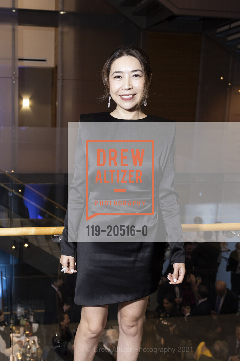 Samantha Chien, SF Conservatory of Music 2021 Gala event featuring Yo-Yo Ma, Bowes Center. 200 Van Ness, November 12th, 2021, Photo #119-20516-0 Samantha Chien, Photo #119-20516-0