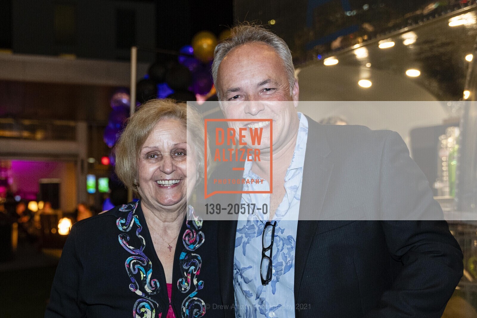 Sara Sabet, Alan Azem, Photo #139-20517-0