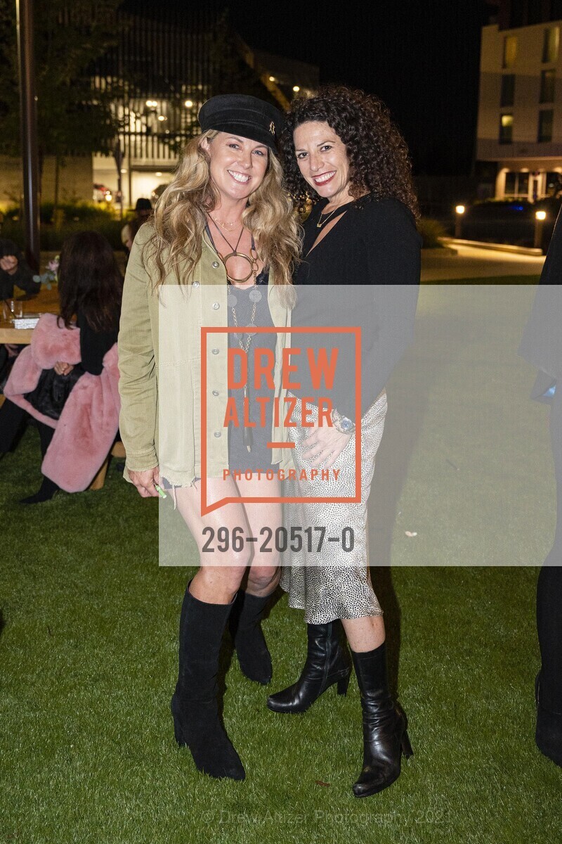 Danielle Hirsch, Jennifer Herman, Ameswell Hotel Hosts Hooman Birthday, Ameswell Hotel. 800 Moffett Blvd, November 12th, 2021, Photo #296-20517-0 Danielle Hirsch, Jennifer Herman, Photo #296-20517-0
