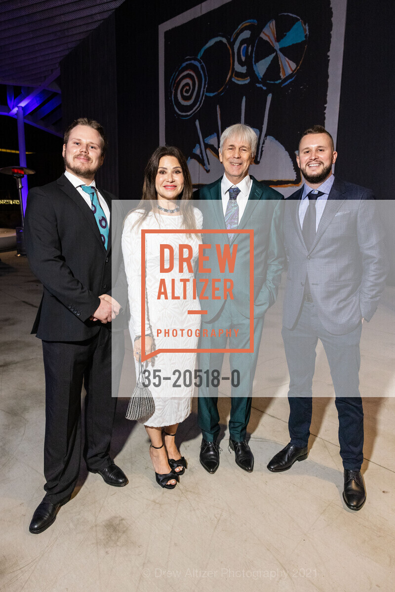 Nick Bult, Maria Bult, Matt Bult, Alex Bult, 2021 Manetti Shrem Museum Celebratory Gala, Manetti Shrem Museum of Art. 254 Old Davis Rd, November 13th, 2021, Photo #35-20518-0 Nick Bult, Maria Bult, Matt Bult, Alex Bult, Photo #35-20518-0