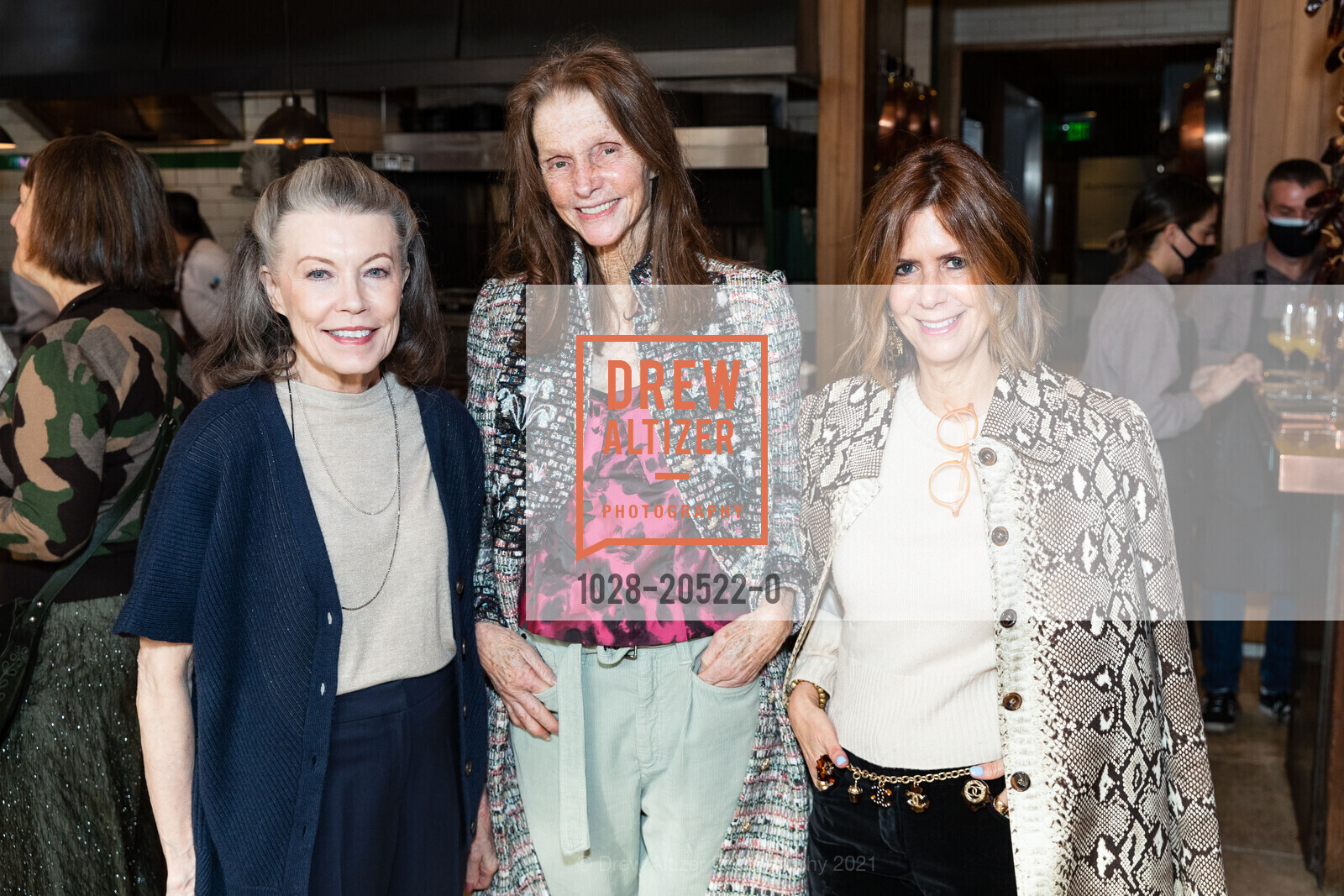 Suzanne McCloskey, Nikki Gorn, Donna Berg, Neiman Marcus hosts Brunello Cucinelli Luncheon, Cotogna. 490 Pacific Ave, November 16th, 2021, Photo #1028-20522-0 Suzanne McCloskey, Nikki Gorn, Donna Berg, Photo #1028-20522-0