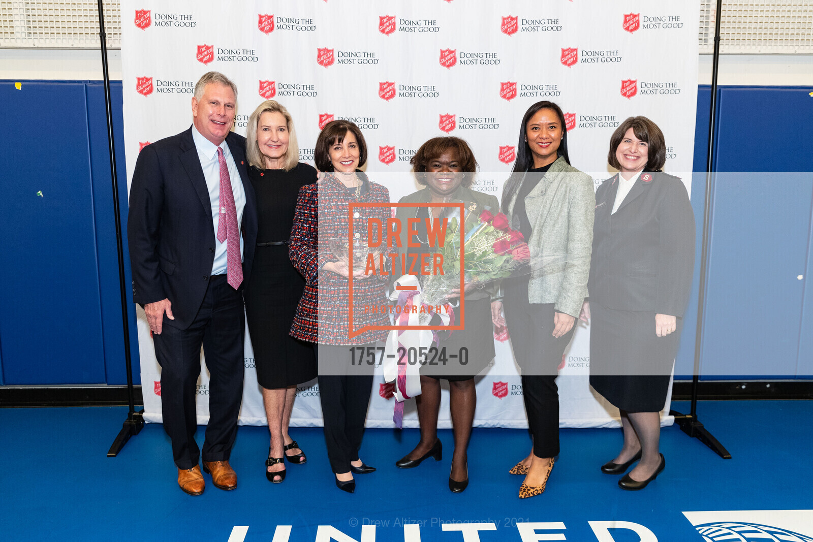Ernst Bauer, Kathryn Lawrence, Kellie Abreu, Lena Robinson, Jenny Mendoza, Mary Norton, The Salvation Army's 18th Annual Holiday Luncheon, The Salvation Army Kroc Center. 240 Turk St, November 17th, 2021, Photo #1757-20524-0 Ernst Bauer, Kathryn Lawrence, Kellie Abreu, Lena Robinson, Jenny Mendoza, Mary Norton, Photo #1757-20524-0