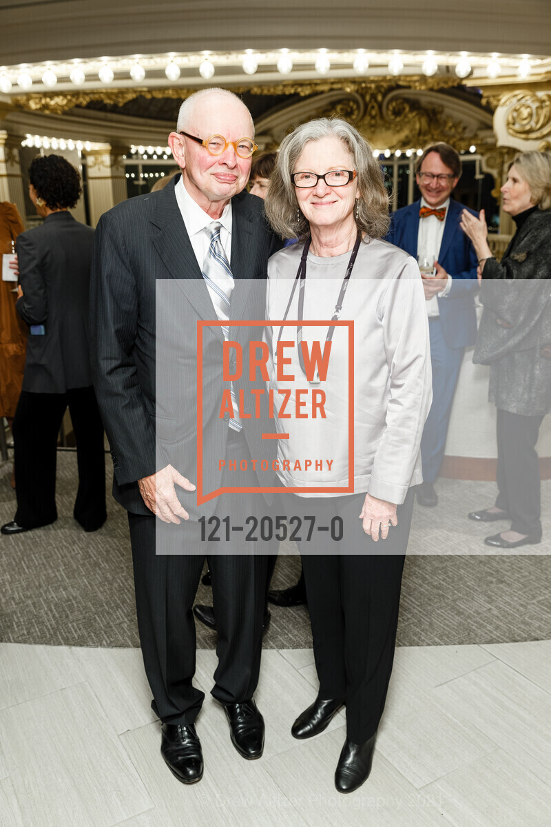 Ken Wilcox, Ruth Wilcox, Neiman Marcus hosts Postcards from Japan Dinner, The Rotunda @ Neiman Marcus. 150 Stockton St, November 17th, 2021, Photo #121-20527-0 Ken Wilcox, Ruth Wilcox, Photo #121-20527-0