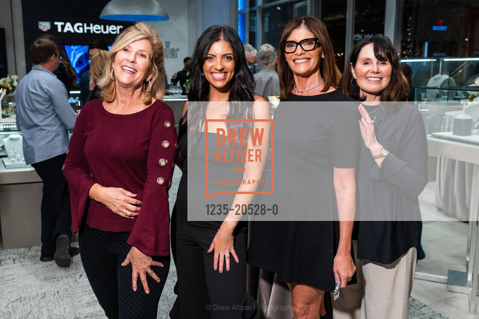 Cindy Hunter, Maddie Brandel, Stephanie Brandel, Tracy Rosen, Heller Jewelers 25th Anniversary Party, Heller Jewelers. 6000 Bollinger Canyon Rd, November 18th, 2021, Photo #1235-20528-0 Cindy Hunter, Maddie Brandel, Stephanie Brandel, Tracy Rosen, Photo #1235-20528-0