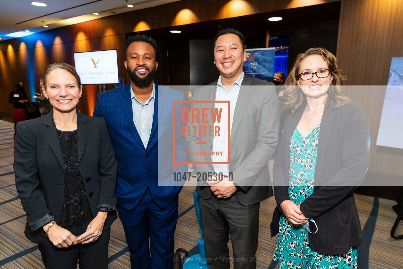 Becy Zegar, Orlando White, Timothy Tom, Alicia Trost, Bay Area Council's 76th Annual Dinner & Bay Area Business Hall of Fame, Hyatt Regency San Francisco. 5 Embarcadero Ctr, November 18th, 2021, Photo #1047-20530-0 Becy Zegar, Orlando White, Timothy Tom, Alicia Trost, Photo #1047-20530-0