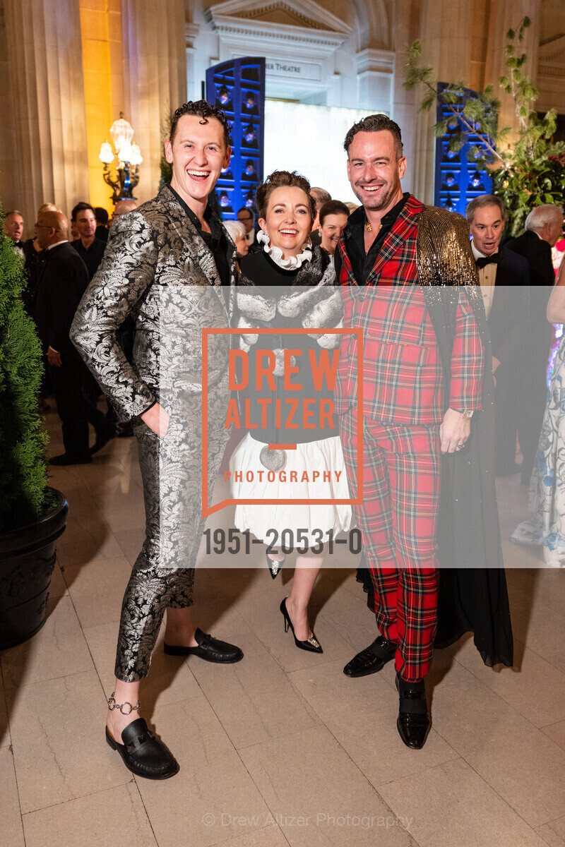 Christopher Lawrie, Suzette Clarke, Jarrod Baumann, SF Opera Guild's An Evening on the Stage, SF Opera. 301 Van Ness Ave, Photo #1951-20531-0 Christopher Lawrie, Suzette Clarke, Jarrod Baumann, Photo #1951-20531-0
