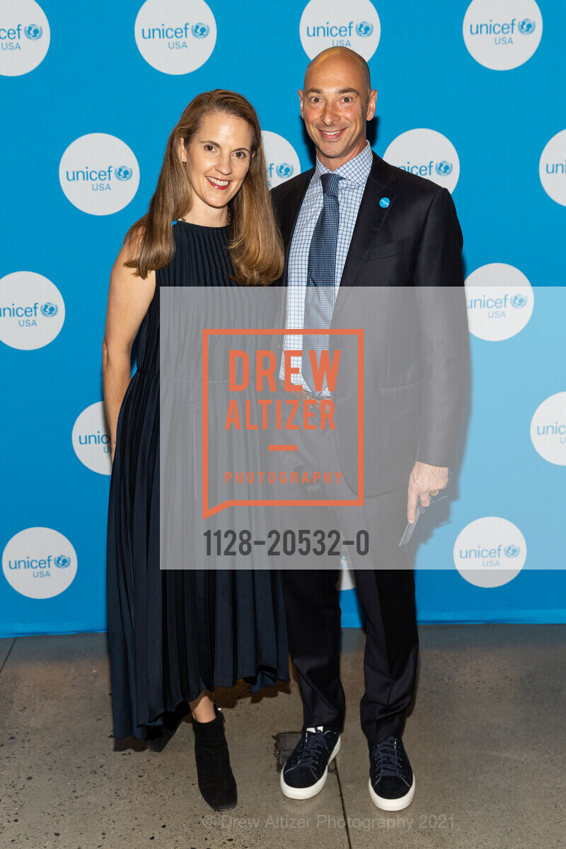 Nancy Rosenthal, Jason Rosenthal, UNICEF USA Giving Tuesday, SFJAZZ. 201 Franklin St, November 30th, 2021, Photo #1128-20532-0 Nancy Rosenthal, Jason Rosenthal, Photo #1128-20532-0