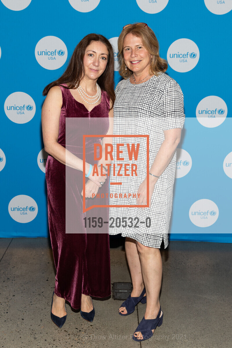 Natasha Cook, Kate Phillips, UNICEF USA Giving Tuesday, SFJAZZ. 201 Franklin St, November 30th, 2021, Photo #1159-20532-0 Natasha Cook, Kate Phillips, Photo #1159-20532-0