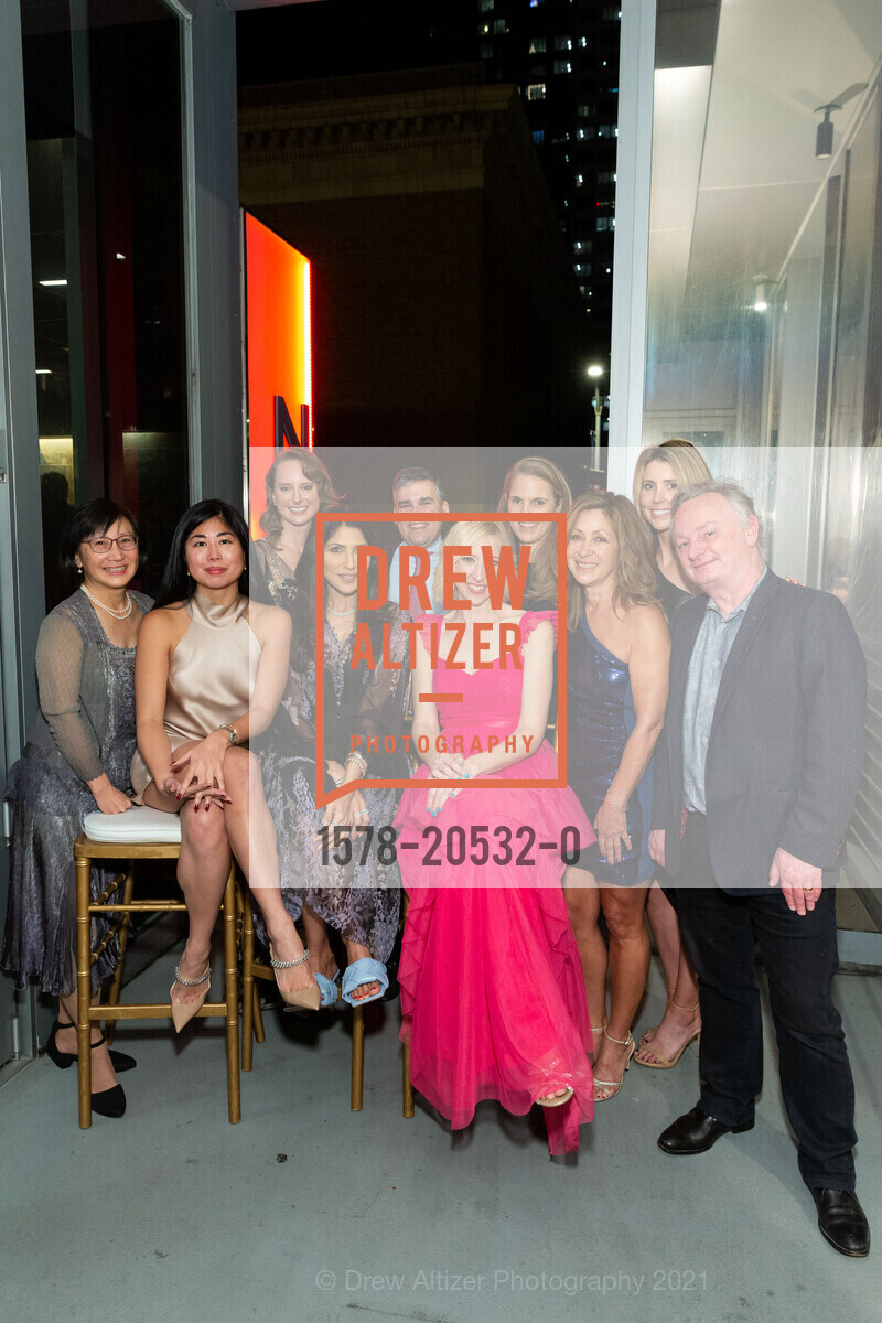 Kin Wu, Katrina Yulo, Kristen Jones, Sobia Shaikh, Alex Earls, Emily Brouwer, Nancy Rosenthal, Marimo Berk, Annie Scott, Jason Proctor, UNICEF USA Giving Tuesday, SFJAZZ. 201 Franklin St, November 30th, 2021, Photo #1578-20532-0 Kin Wu, Katrina Yulo, Kristen Jones, Sobia Shaikh, Alex Earls, Emily Brouwer, Nancy Rosenthal, Marimo Berk, Annie Scott, Jason Proctor, Photo #1578-20532-0