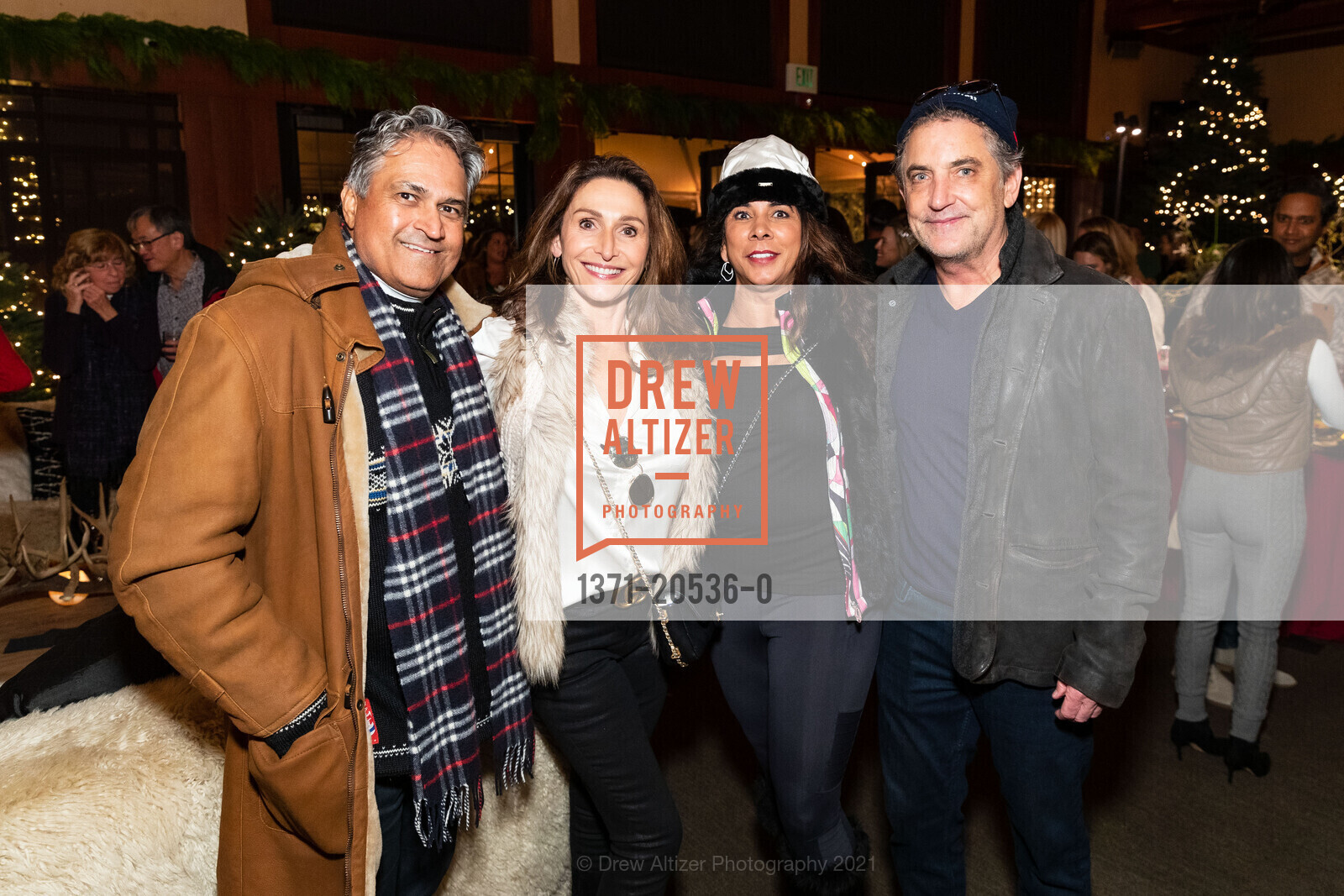 Raj Pherwani, Sujata Pherwani, Sabrina Higgs, Dennis Higgs, Jingle & Mingle Benefiting Children of Shelters, Presidio Golf Course. 300 Finley Rd, December 2nd, 2021, Photo #1371-20536-0 Raj Pherwani, Sujata Pherwani, Sabrina Higgs, Dennis Higgs, Photo #1371-20536-0