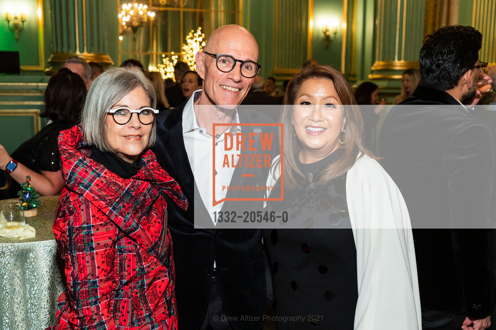 MaryLou Castellano, Vince Repetto, Debbie Hemmingway, Sotheby's Holiday Party, San Francisco War Memorial & Performing Arts Center. 401 Van Ness Avenues, December 8th, 2021, Photo #1332-20546-0 MaryLou Castellano, Vince Repetto, Debbie Hemmingway, Photo #1332-20546-0