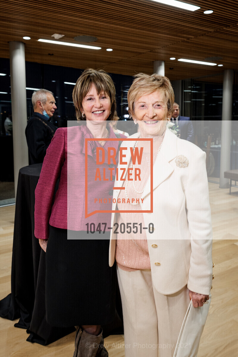 Deborah Davis, Doris Davis, Israel Philharmonic San Francisco Gala, San Francisco Conservatory of Music. 50 Oak St, December 12th, 2021, Photo #1047-20551-0 Deborah Davis, Doris Davis, Photo #1047-20551-0