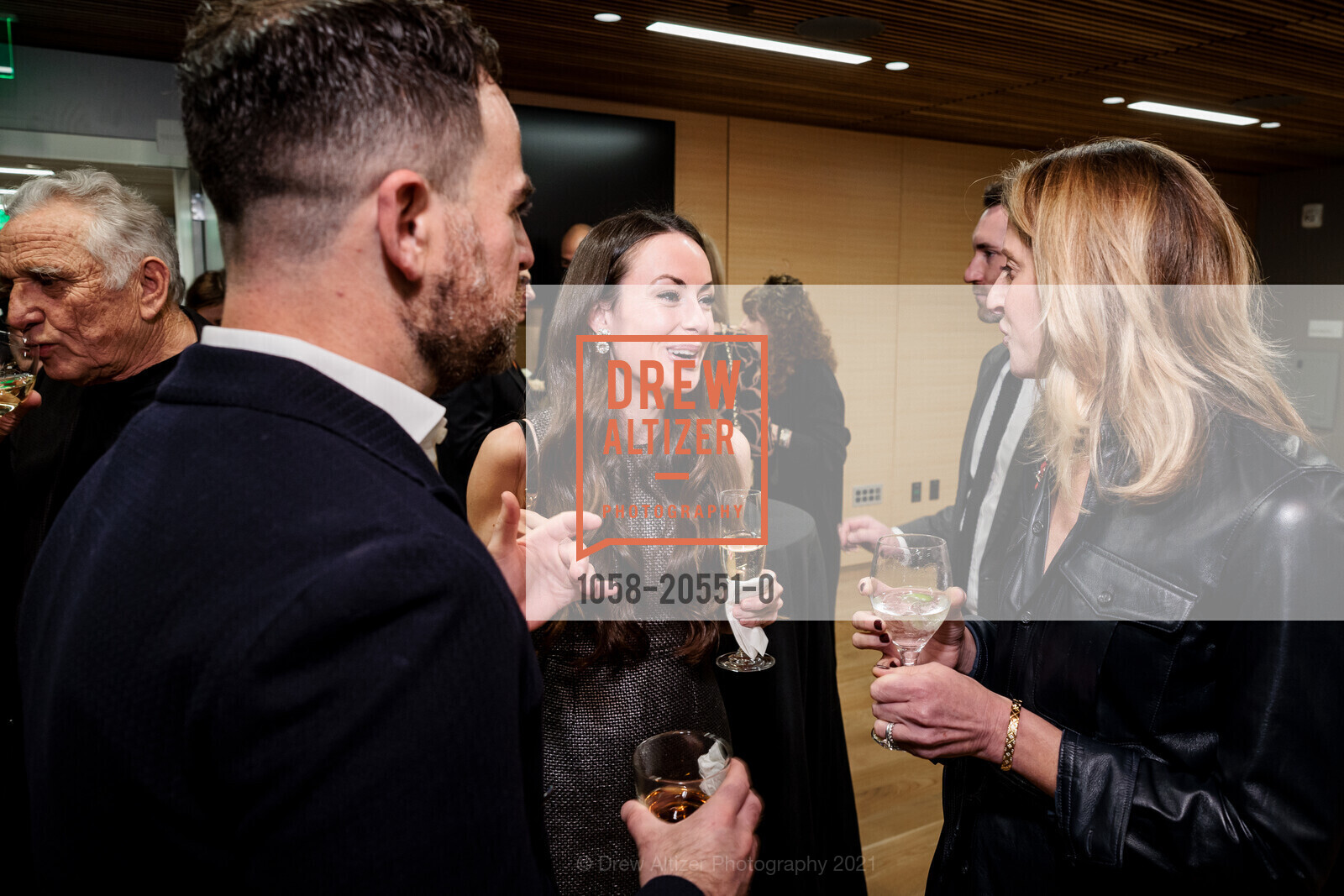 Emma Kammerer, Israel Philharmonic San Francisco Gala, San Francisco Conservatory of Music. 50 Oak St, December 12th, 2021, Photo #1058-20551-0 Emma Kammerer, Photo #1058-20551-0