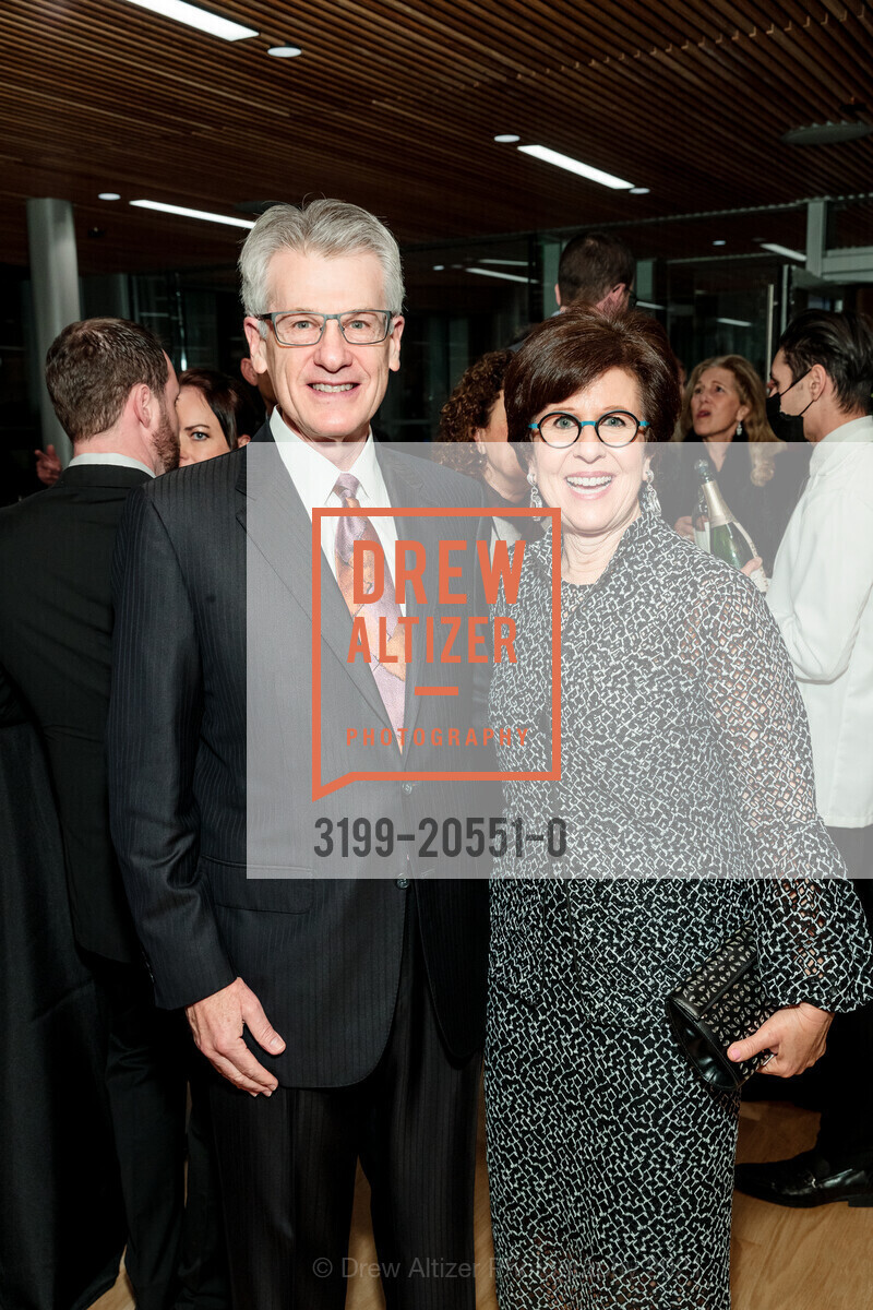 David Becker, Diane Zack, Israel Philharmonic San Francisco Gala, San Francisco Conservatory of Music. 50 Oak St, December 12th, 2021, Photo #3199-20551-0 David Becker, Diane Zack, Photo #3199-20551-0