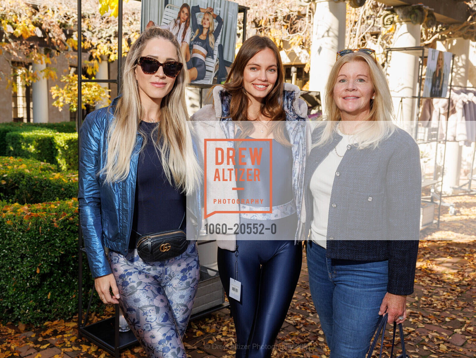 Natalie Warren, Christine Peric, Nicole Sheehan, Photo #1060-20552-0