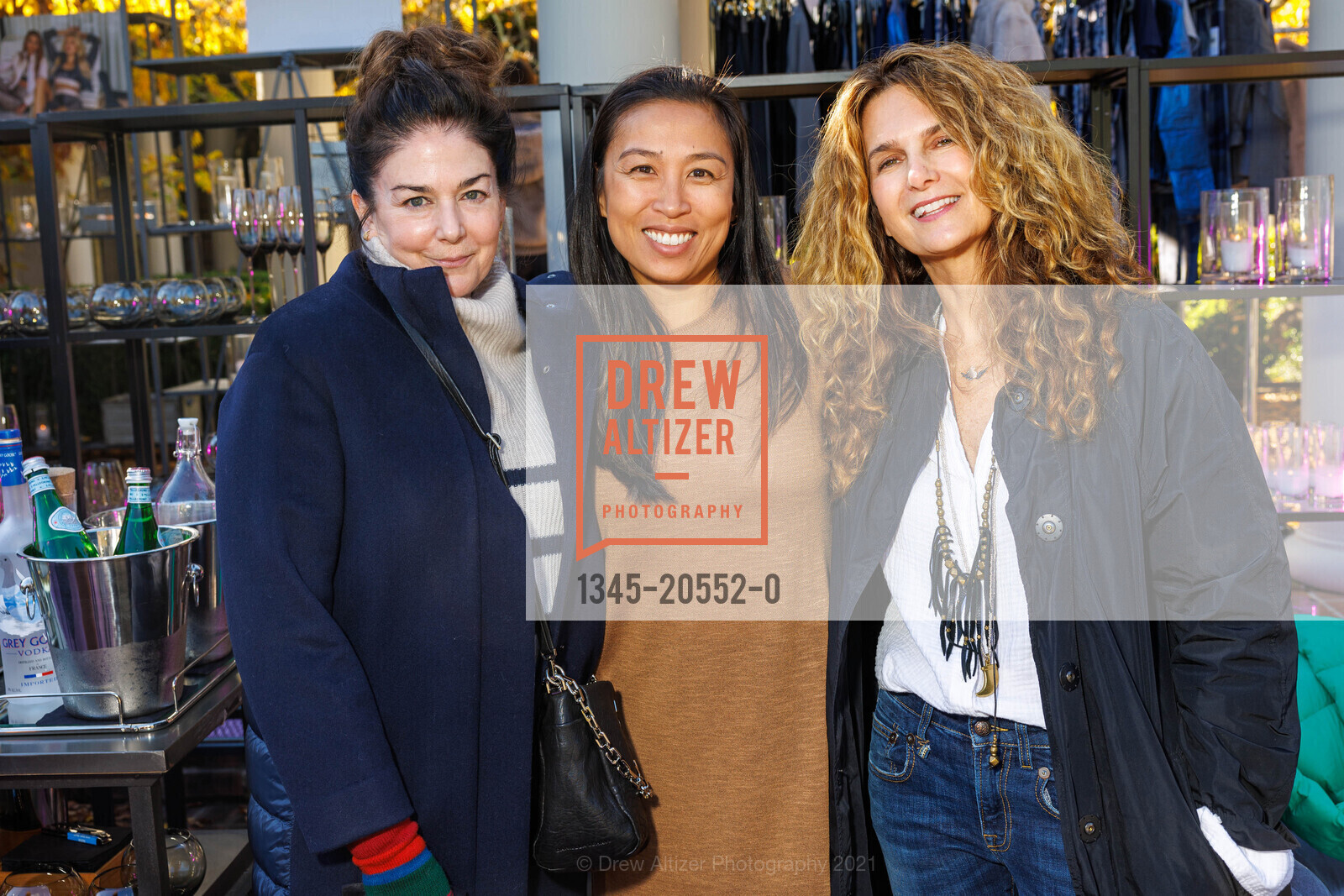 Maggie Dinno, Kelly Sallin, Private Sunwren Clothing Holiday Trunk Show, Private Residence, December 9th, 2021, Photo #1345-20552-0 Maggie Dinno, Kelly Sallin, Photo #1345-20552-0