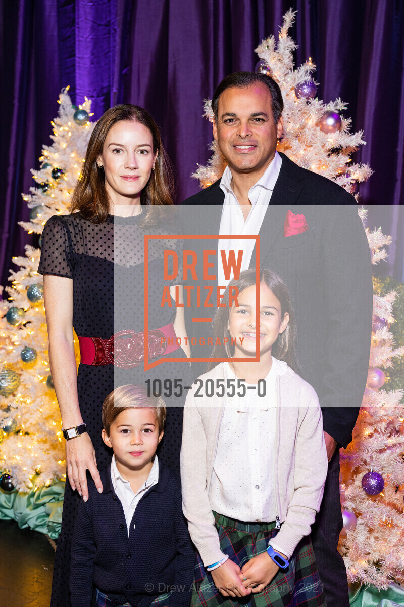 Elizabeth Fattouh, Ramsey Fattouch, Ahmed Fattouh, Farrah Fattouh, Nutcracker Benefit Luncheon: Land of Dreams, Zellerbach Rehearsal Hall. 300 Franklin St, December 12th, 2021, Photo #1095-20555-0 Elizabeth Fattouh, Ramsey Fattouch, Ahmed Fattouh, Farrah Fattouh, Photo #1095-20555-0
