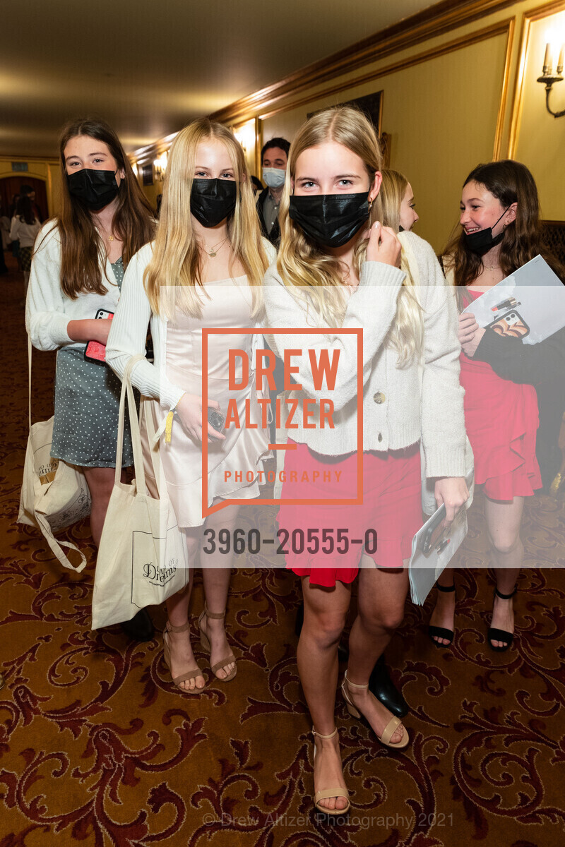 Emma Hartz, Felicity Schwab, Nutcracker Benefit Luncheon: Land of Dreams, Zellerbach Rehearsal Hall. 300 Franklin St, December 12th, 2021, Photo #3960-20555-0 Emma Hartz, Felicity Schwab, Photo #3960-20555-0