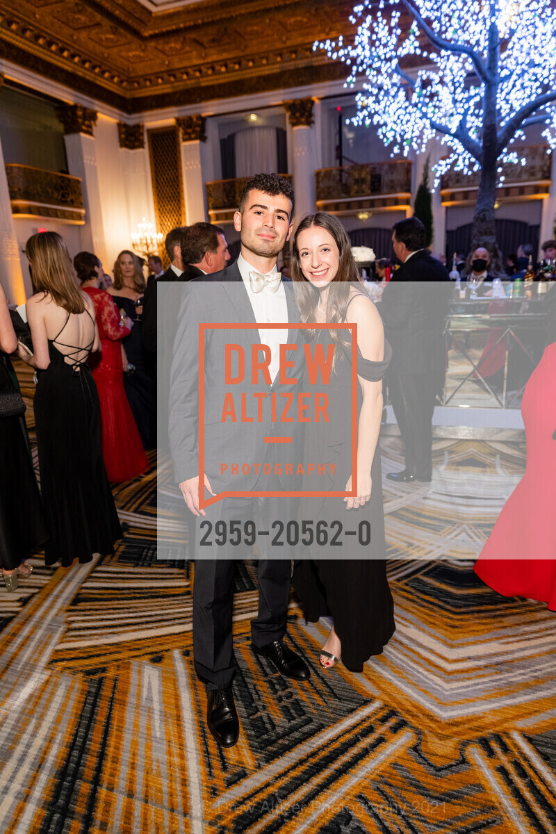Tyler Makras, Dani Morgan, San Francisco Debutante Ball 2021, St. Francis Hotel, December 19th, 2021, Photo #2959-20562-0 Tyler Makras, Dani Morgan, Photo #2959-20562-0