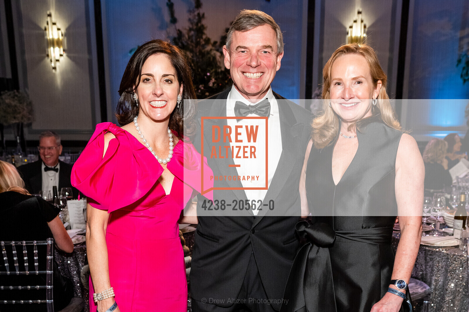 Stacey Dobos, James Farrell, Anne Pedrero, San Francisco Debutante Ball 2021, St. Francis Hotel, Photo #4238-20562-0 Stacey Dobos, James Farrell, Anne Pedrero, Photo #4238-20562-0