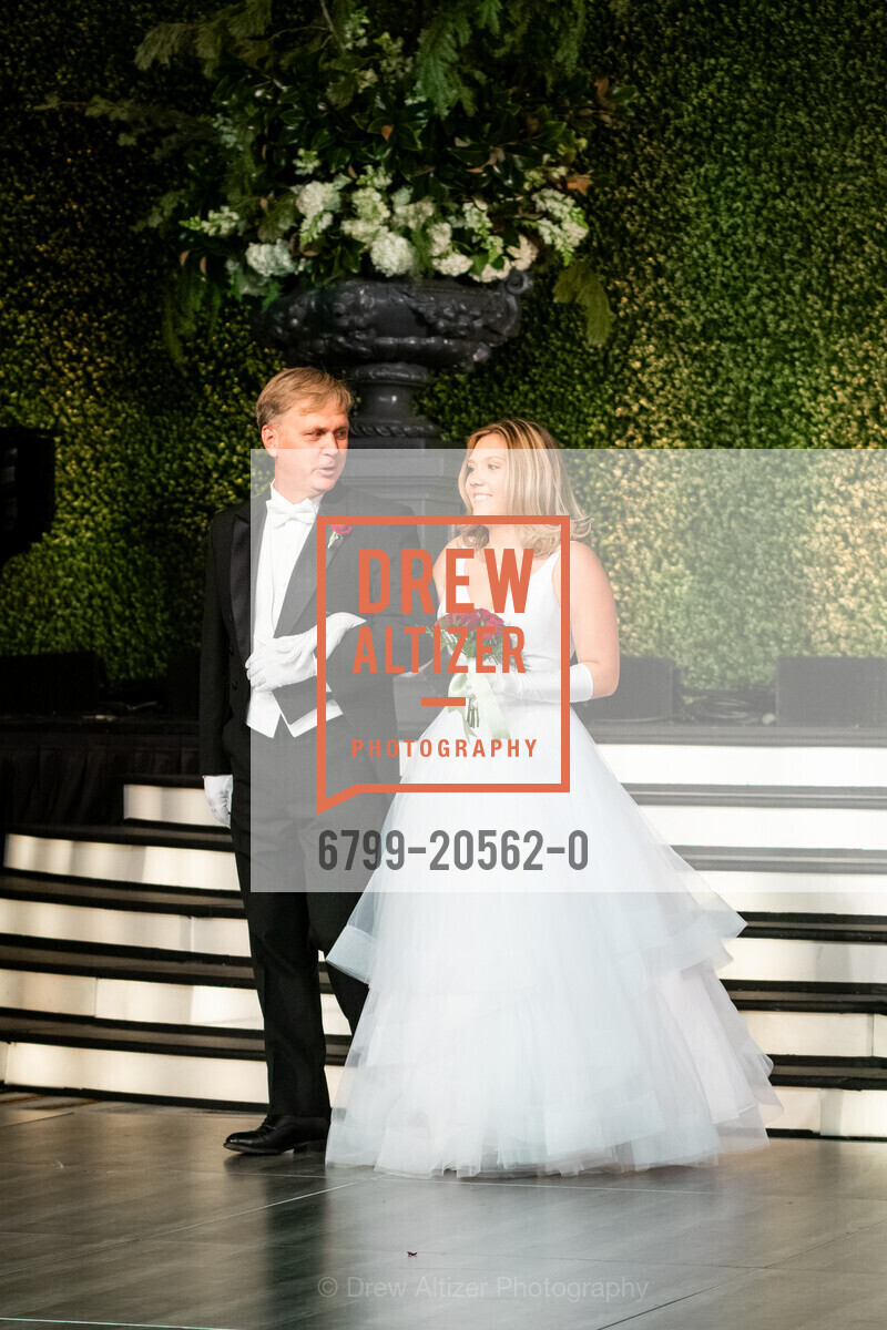 Peter Andrew Navin, Charlotte Marie Navin, San Francisco Debutante Ball 2021, St. Francis Hotel, Photo #6799-20562-0 Peter Andrew Navin, Charlotte Marie Navin, Photo #6799-20562-0
