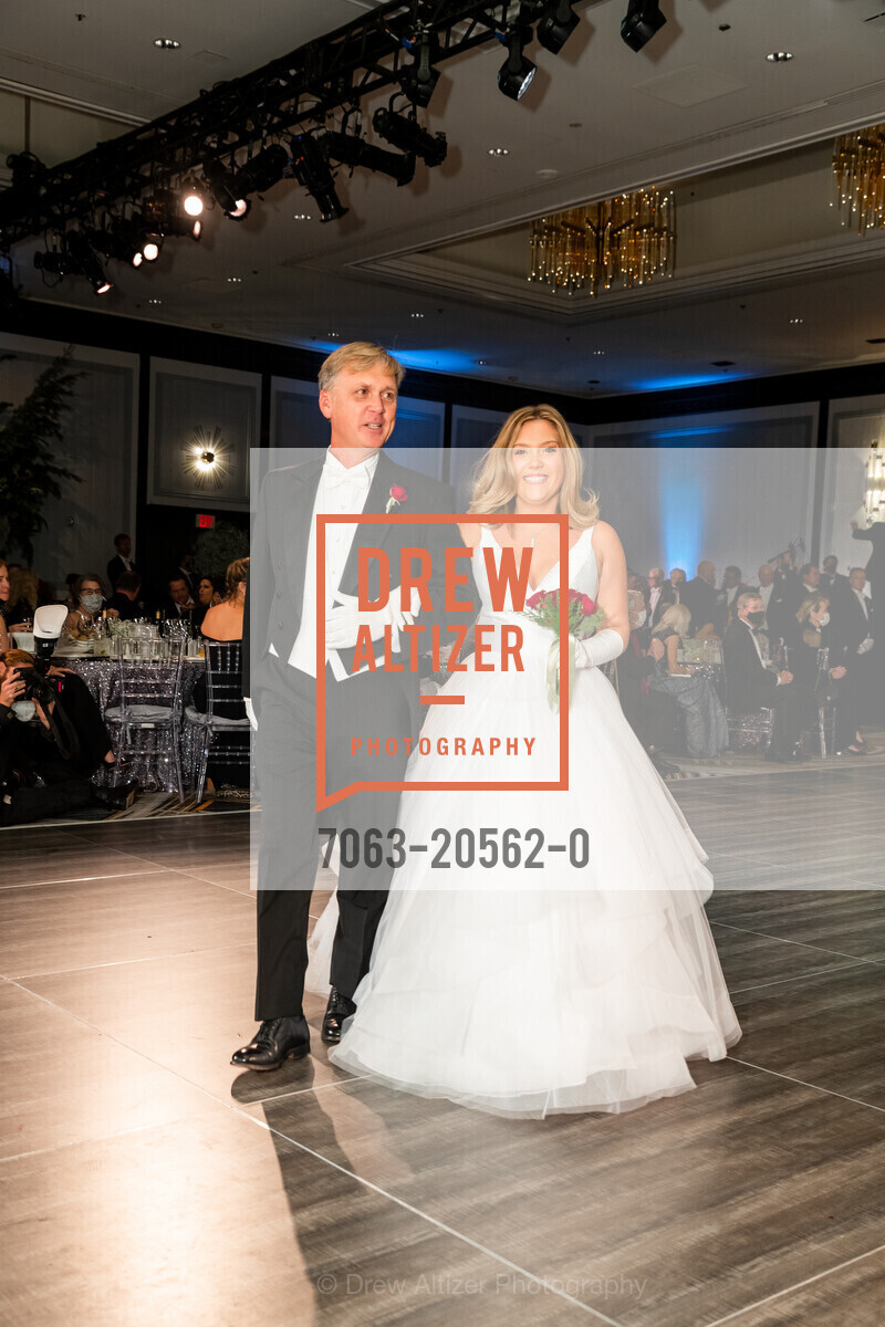 Peter Andrew Navin, Charlotte Marie Navin, San Francisco Debutante Ball 2021, St. Francis Hotel, Photo #7063-20562-0 Peter Andrew Navin, Charlotte Marie Navin, Photo #7063-20562-0