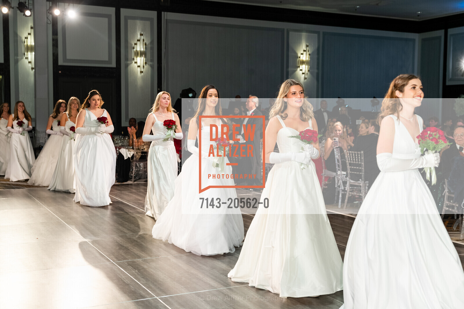Avery Natasha Peterson, Fiona Bridget Peterson, Audrey Camille Lee Pinard, Caroline O'Keefe Potvin, Isabel Jean-Marie Soja, San Francisco Debutante Ball 2021, St. Francis Hotel, Photo #7143-20562-0 Avery Natasha Peterson, Fiona Bridget Peterson, Audrey Camille Lee Pinard, Caroline O'Keefe Potvin, Isabel Jean-Marie Soja, Photo #7143-20562-0
