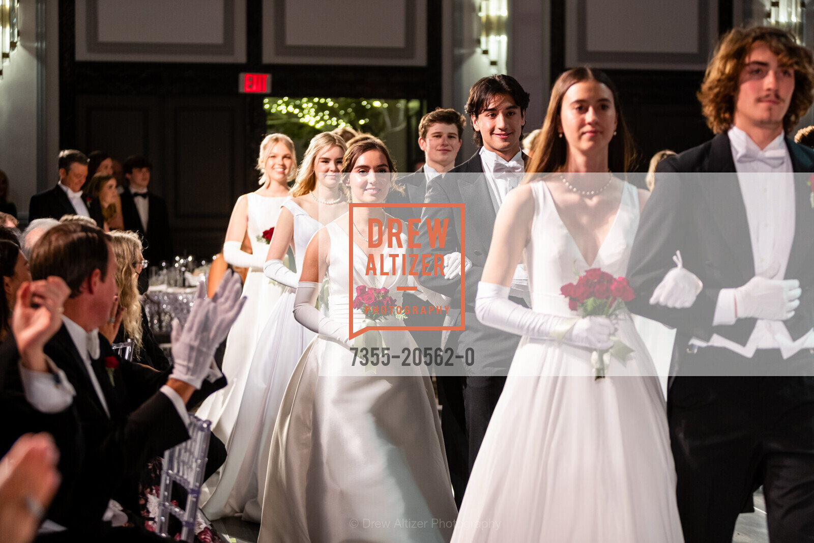 Adele Furth Bonomi, Justin Thomas Detweiler, Carmela Francesca Evashchen, William Christopher SImm, San Francisco Debutante Ball 2021, St. Francis Hotel, Photo #7355-20562-0 Adele Furth Bonomi, Justin Thomas Detweiler, Carmela Francesca Evashchen, William Christopher SImm, Photo #7355-20562-0