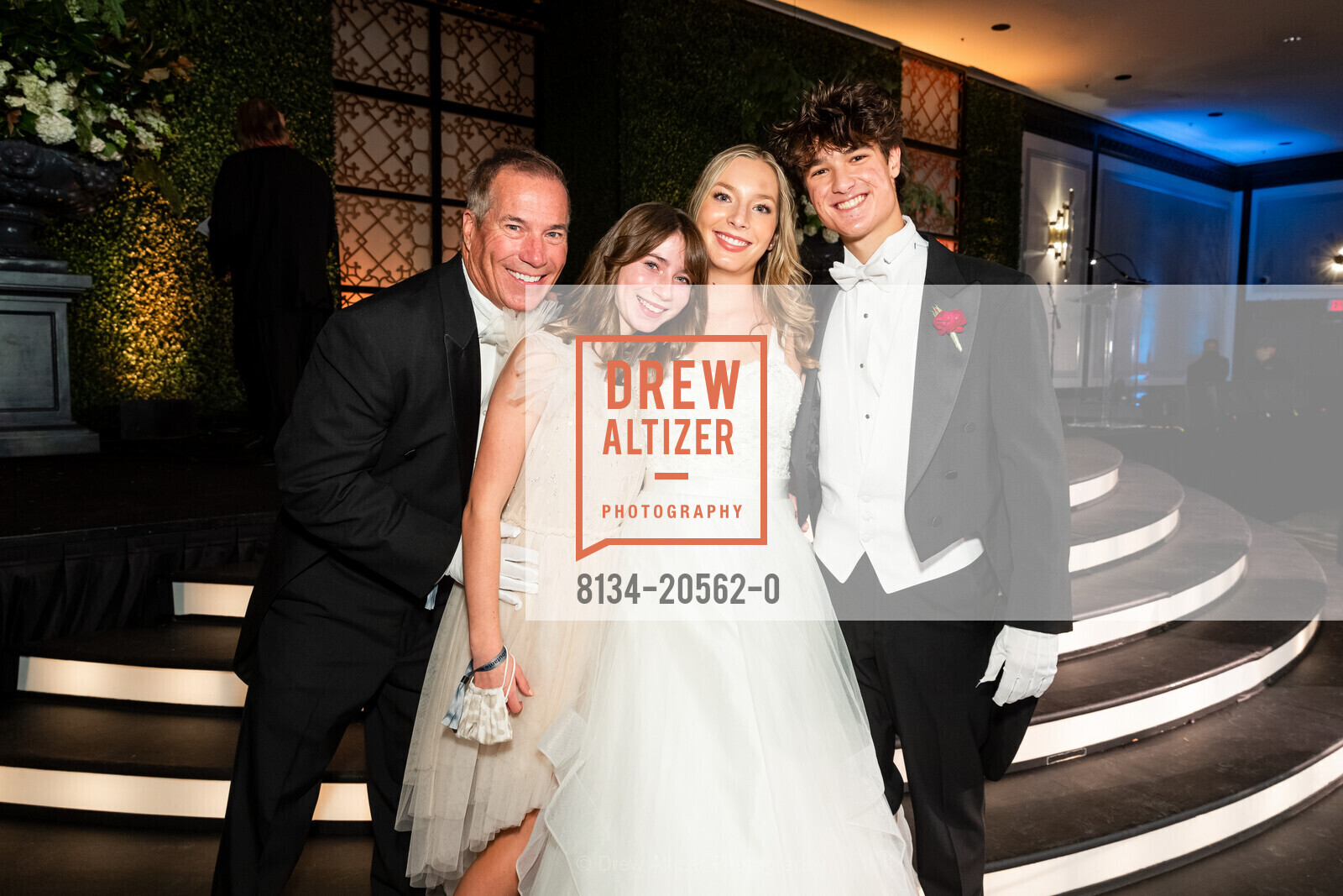 David Michael Flaherty, Alexandra Flaherty, Elizabeth Frances Flaherty, Jackson Fisher Page, San Francisco Debutante Ball 2021, St. Francis Hotel, Photo #8134-20562-0 David Michael Flaherty, Alexandra Flaherty, Elizabeth Frances Flaherty, Jackson Fisher Page, Photo #8134-20562-0