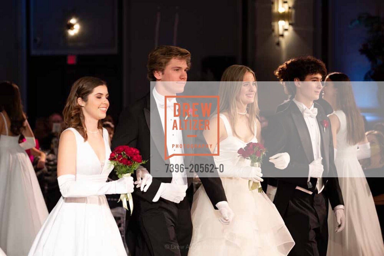 Isabel Jean-Marie Soja, Chester Hugh Niedermeyer, Eliza Lane Spaht, William Hill Ferguson II, San Francisco Debutante Ball 2021, St. Francis Hotel, Photo #7396-20562-0 Isabel Jean-Marie Soja, Chester Hugh Niedermeyer, Eliza Lane Spaht, William Hill Ferguson II, Photo #7396-20562-0