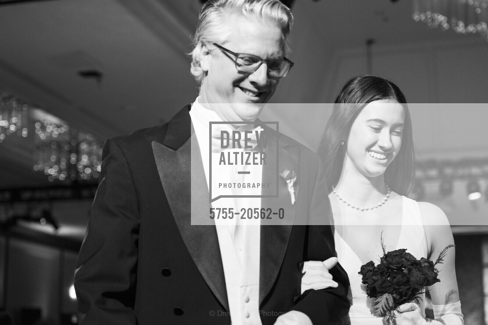 Andrew Patrick Evashchen, Carmela Francesca Evashchen, San Francisco Debutante Ball 2021, St. Francis Hotel, Photo #5755-20562-0 Andrew Patrick Evashchen, Carmela Francesca Evashchen, Photo #5755-20562-0