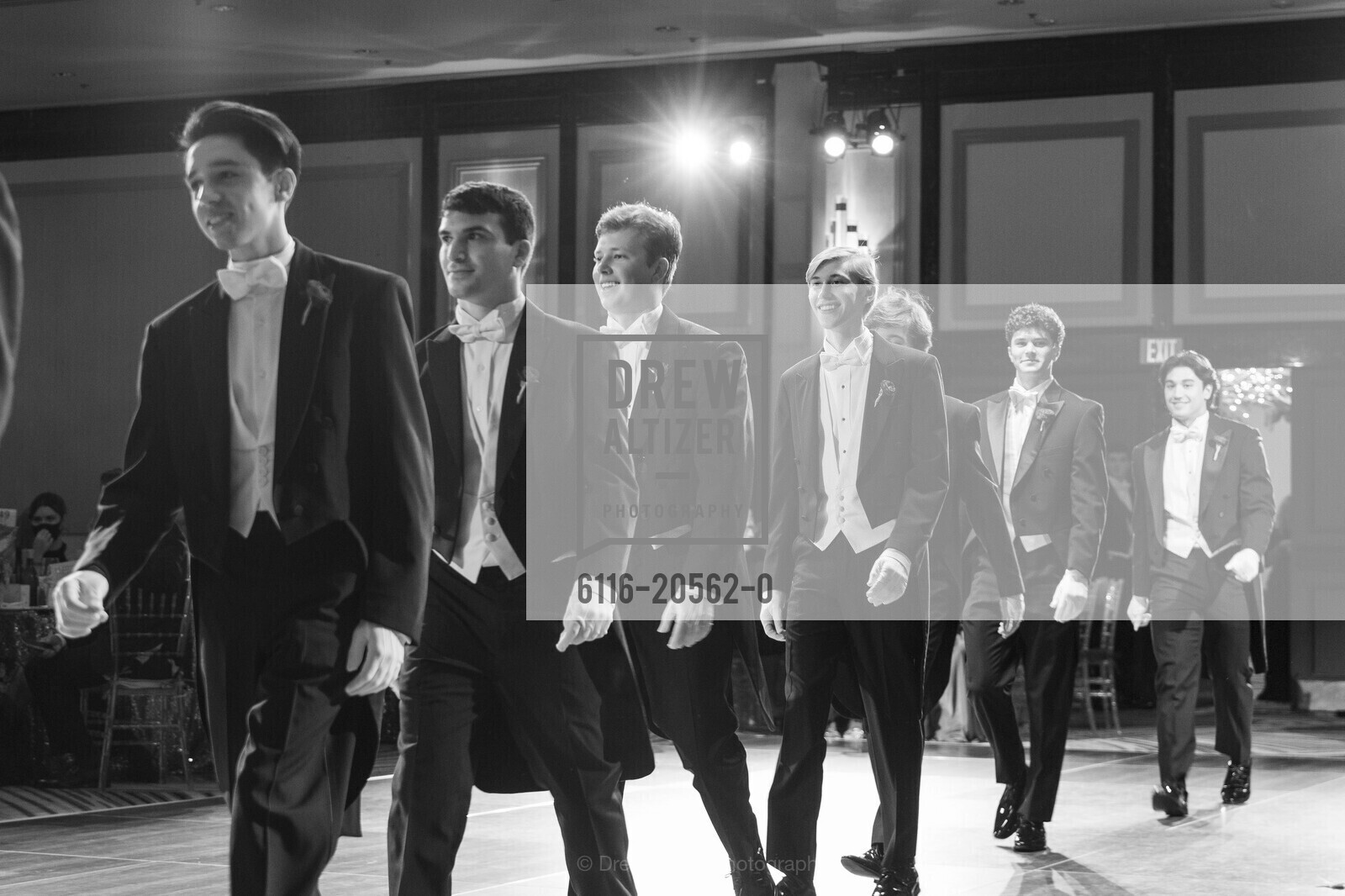 Grant Ralph Peterson, Kameron George Makras, Fenn Ownbey Jones, Christopher Brooks Lamm, San Francisco Debutante Ball 2021, St. Francis Hotel, Photo #6116-20562-0 Grant Ralph Peterson, Kameron George Makras, Fenn Ownbey Jones, Christopher Brooks Lamm, Photo #6116-20562-0