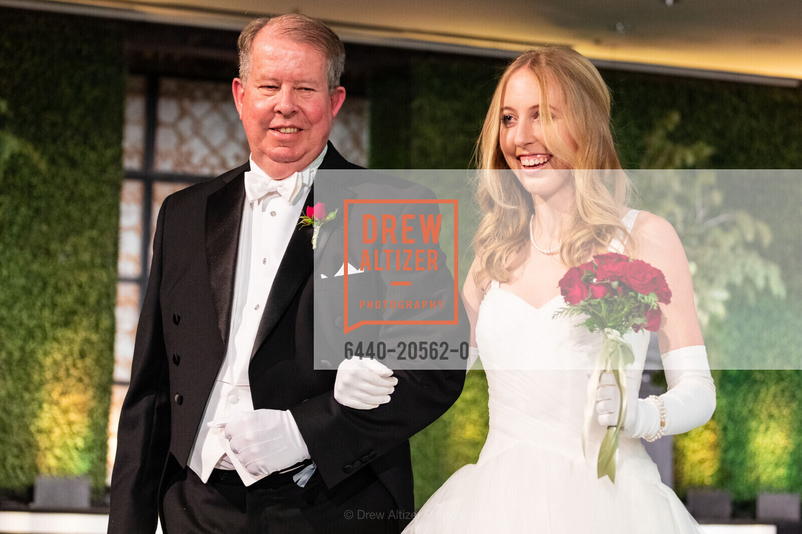 Peter Rosenlund, Olivia Liljendahl Rosenlund, San Francisco Debutante Ball 2021, St. Francis Hotel, Photo #6440-20562-0 Peter Rosenlund, Olivia Liljendahl Rosenlund, Photo #6440-20562-0