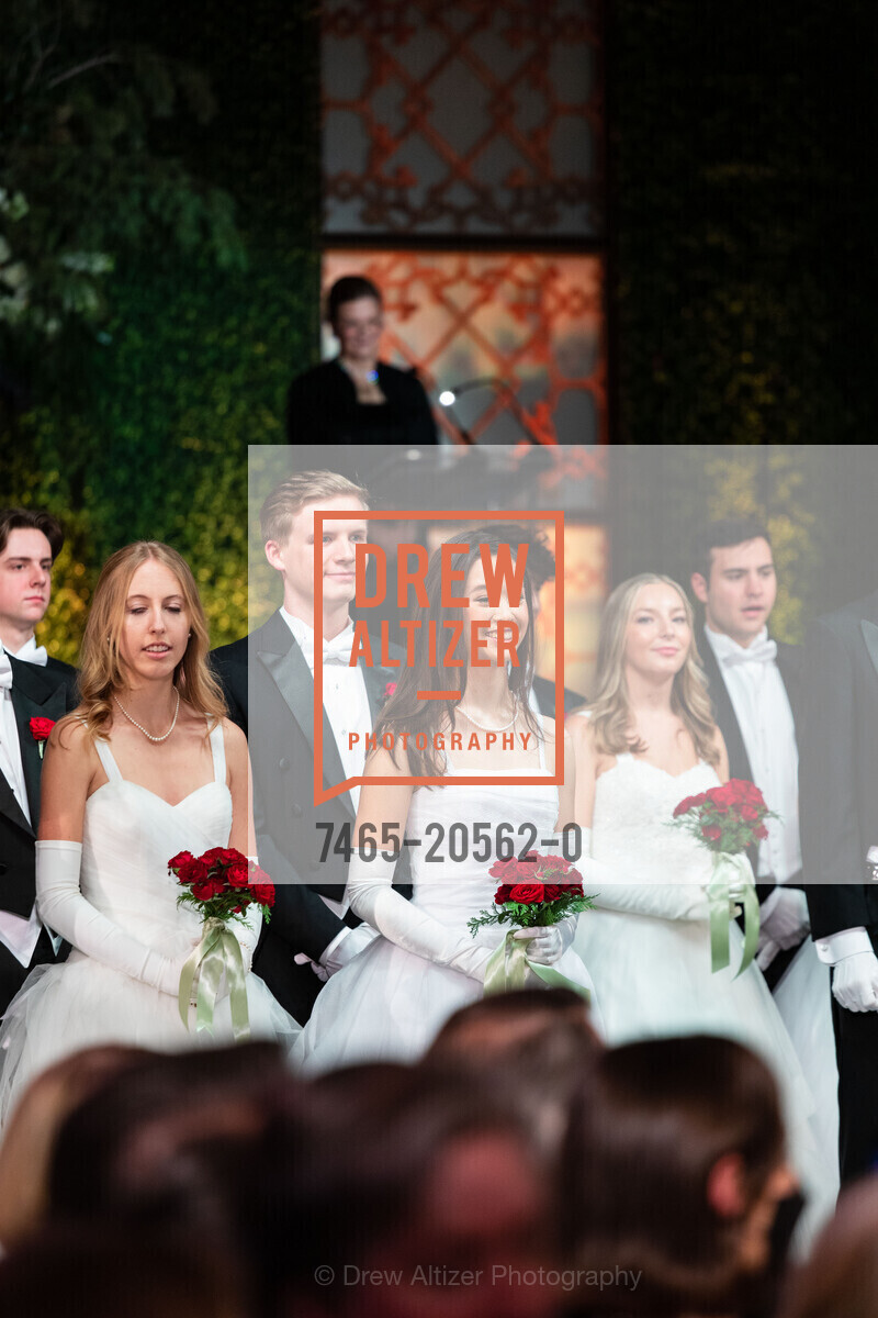Olivia Liljendahl Rosenlund, Vincent Jonathan Behnke, Audrey Camille Lee Pinard, Elizabeth Frances Flaherty, San Francisco Debutante Ball 2021, St. Francis Hotel, Photo #7465-20562-0 Olivia Liljendahl Rosenlund, Vincent Jonathan Behnke, Audrey Camille Lee Pinard, Elizabeth Frances Flaherty, Photo #7465-20562-0
