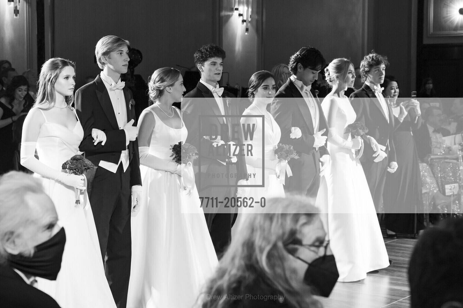 Isabella Bronte Griepp, Christopher Brooks Lamm, Jacqueline Niamh Carlson, Kyle Haas Jasper, Phoebe Sara Froeb, Sebastian Diskerud Malin, San Francisco Debutante Ball 2021, St. Francis Hotel, Photo #7711-20562-0 Isabella Bronte Griepp, Christopher Brooks Lamm, Jacqueline Niamh Carlson, Kyle Haas Jasper, Phoebe Sara Froeb, Sebastian Diskerud Malin, Photo #7711-20562-0