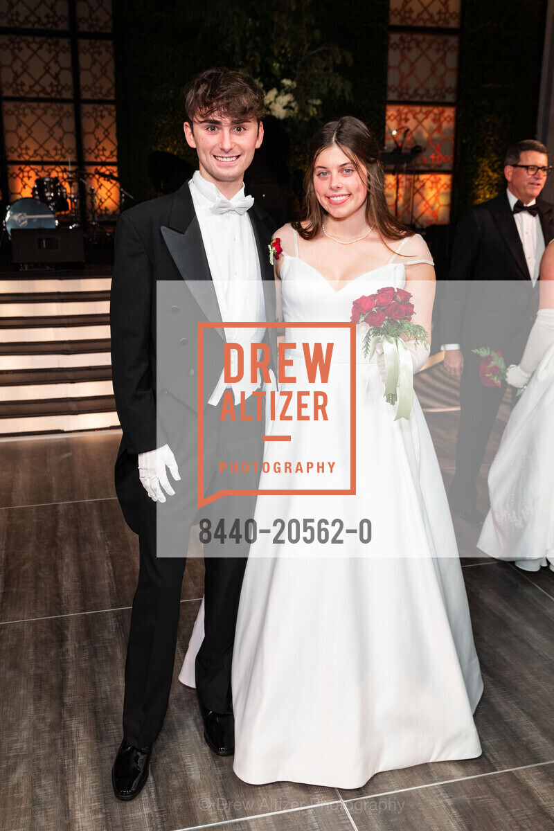 Maxwell Woodberry Trauner, Talitha Thomas Newsom Callan, San Francisco Debutante Ball 2021, St. Francis Hotel, Photo #8440-20562-0 Maxwell Woodberry Trauner, Talitha Thomas Newsom Callan, Photo #8440-20562-0