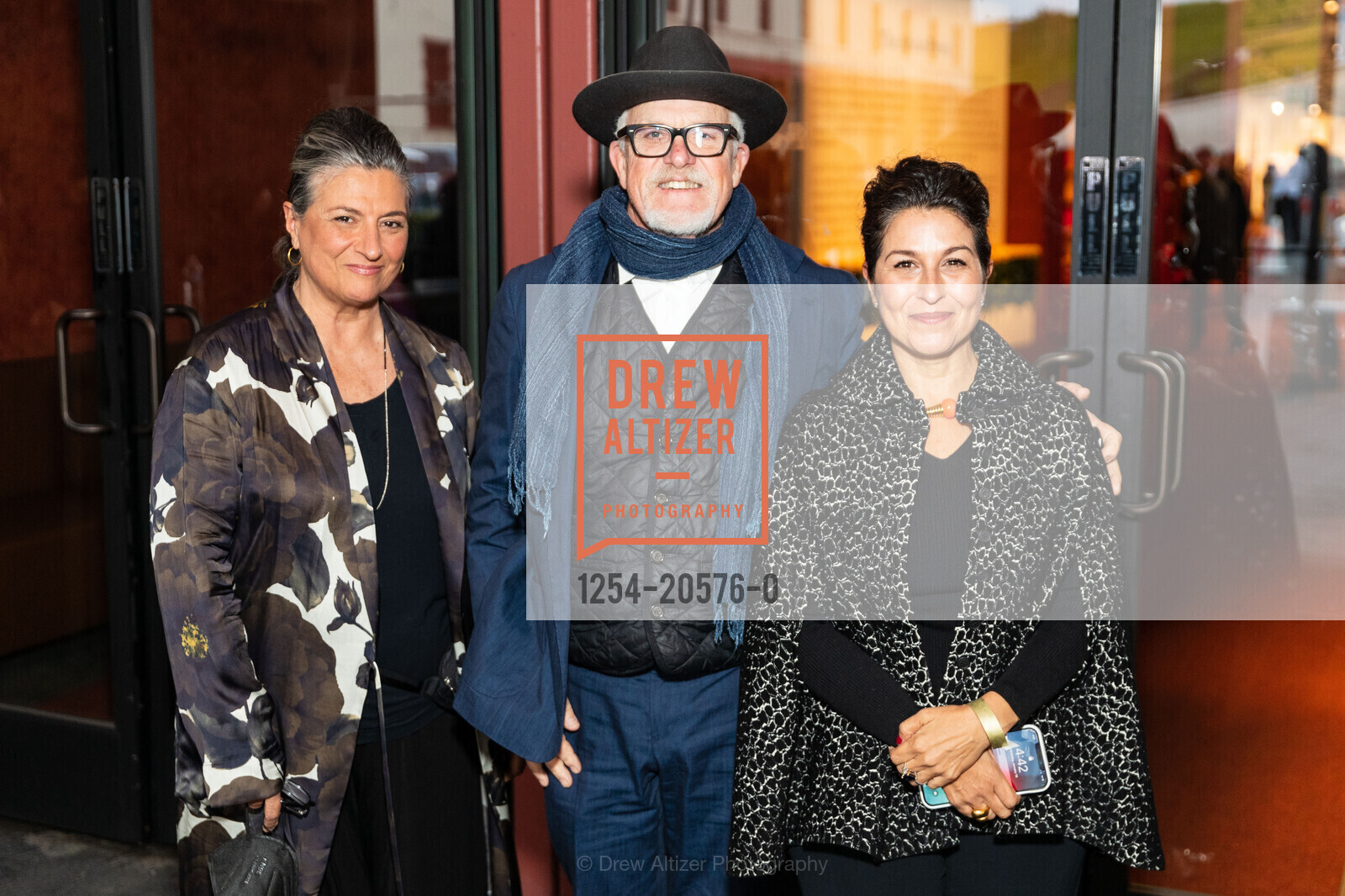 Marta Salas-Porras, Lee Hutson, Cristina Hutson, FOG Design + Art Preview Gala, Fort Mason Center Festival Pavilion. Marina Blvd, Photo #1254-20576-0 Marta Salas-Porras, Lee Hutson, Cristina Hutson, Photo #1254-20576-0