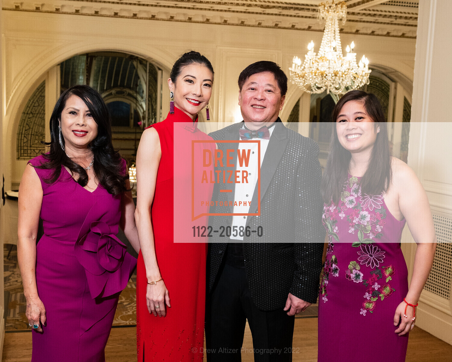 Sharon Seto, Yuan Yuan Tan, David Seto, Melanie Seto, SF Ballet Hosts Yuan Yuan Tan’s 25th Anniversary Dinner, Palace Hotel. 2 Montgomery St, February 13th, 2022, Photo #1122-20586-0 Sharon Seto, Yuan Yuan Tan, David Seto, Melanie Seto, Photo #1122-20586-0