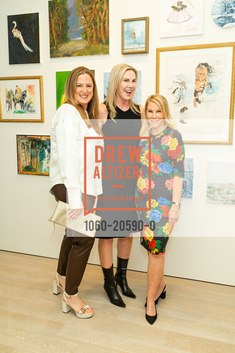 Jessica Grimes, Tracy Carney Skytt, Terri Tiffany, Gallery 181 hosts Sprüeth Magers Opening, Gallery 181. 181 Fremont St, February 25th, 2022, Photo #1060-20590-0 Jessica Grimes, Tracy Carney Skytt, Terri Tiffany, Photo #1060-20590-0